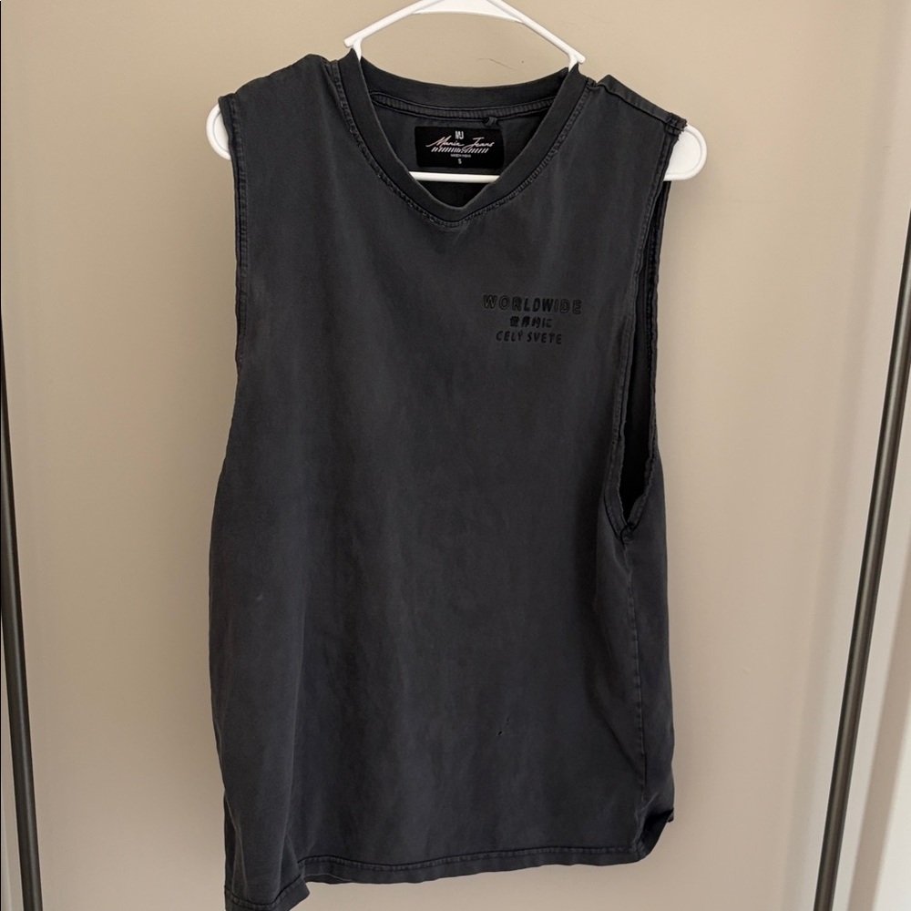 MJ Maria Jeans Vintage Wash Sleeveless Muscle Tee – Size Small